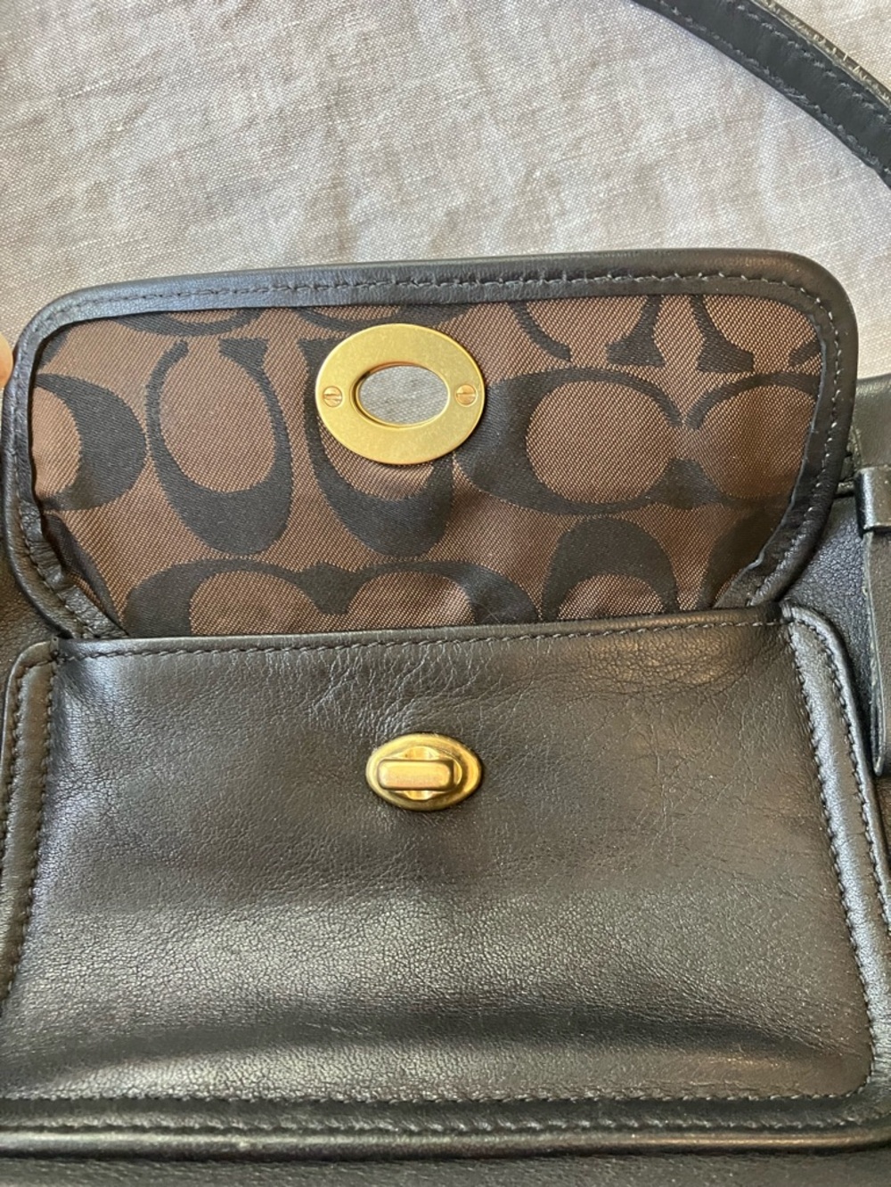 Vintage Y2K Coach Demi Baguette Purse in Black Leather - Picture 3 of 7